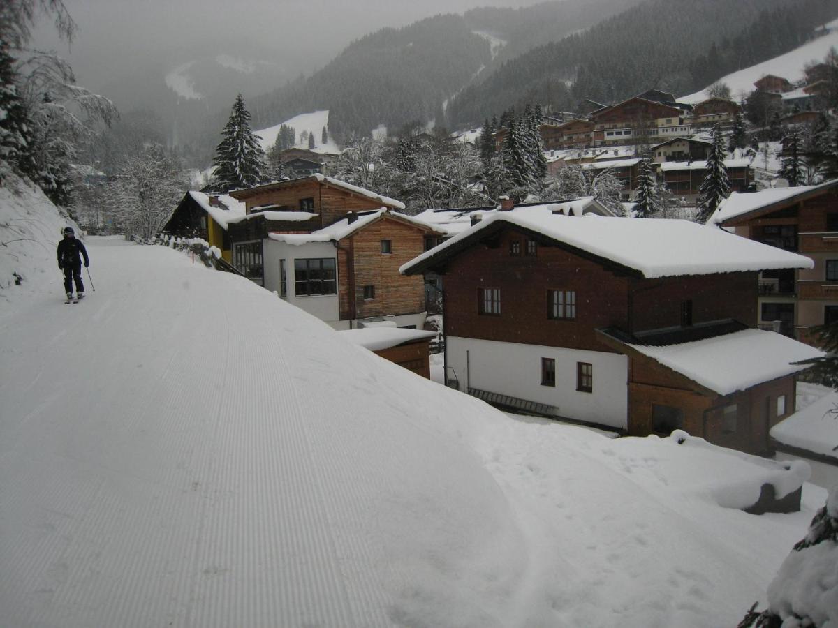 Ski-In Ski-Out Chalet Kriekels - By Alpen Apartments ツェル アム ゼー エクステリア 写真